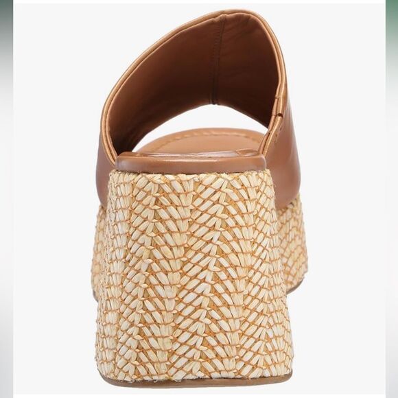 Seychelles | Tulip Platform Sandals - Picture 4 of 10